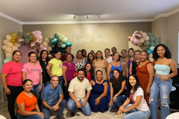 Café da manhã para professores da rede municipal.