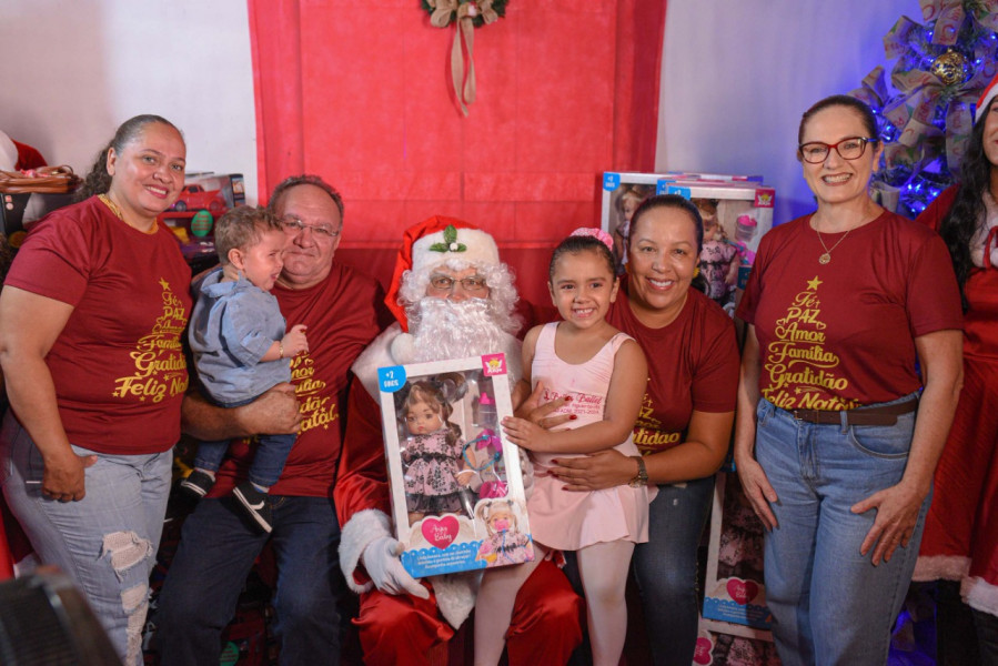 A prefeitura de Figueirópolis realizou a Entrega dos Presentes para as Crianças.