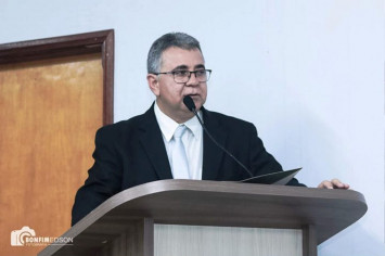 Sessão Especial da Abertura do Ano Legislativo na Câmara dos Vereadores, juntamente com a Leitura da Mensagem Anual pelo Prefeito , Sr° Fernandes Martins Rodrigues. 19/02/2020.