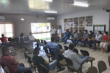 Dia 02/02/2022- Reunião entre Prefeitura, Câmara Legislativa e representantes do Morro do Amaral.